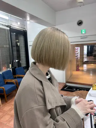 ショート カラー JEWIL SHIBUYAのヘアスタイル