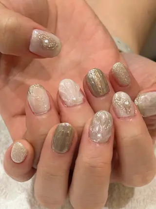 ネイル ꪆৎ平行アーチ ྀི ワカナの眉毛・アイブロウイメージ