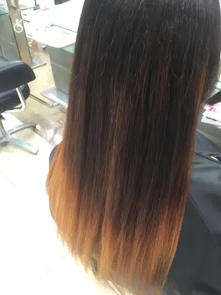 ロング カラー 斎藤 みくのヘアスタイル