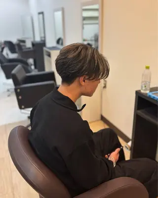 カラー メンズ MIRAN stylistのヘアスタイル