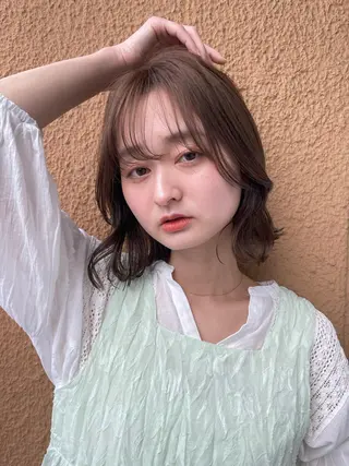 ミディアム カラー grace by happiness所属・艶髪/巻ける縮毛矯正 /髪質改善naoのヘアスタイル