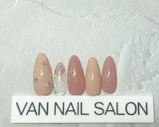 ネイル Van Nail Salonのネイルデザイン