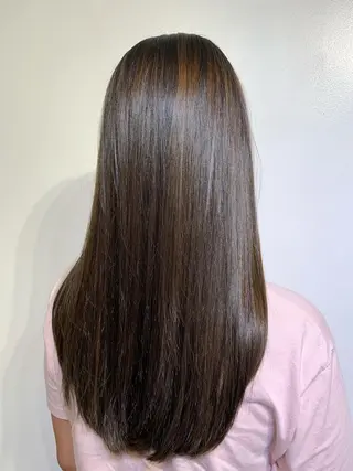 ロング カラー yuri🌼 NUMBER 天王寺のヘアスタイル