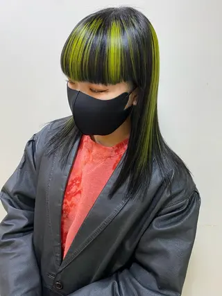 セミロング カラー サカグチユキナ 【tocca】のヘアスタイル