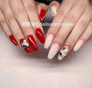 ネイル R inのネイルデザイン