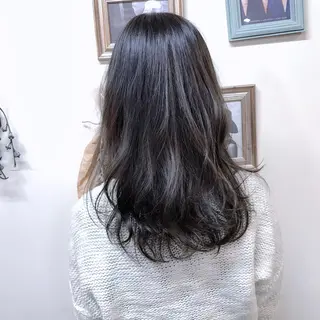 ロング カラー 鈴木 美穂のヘアスタイル