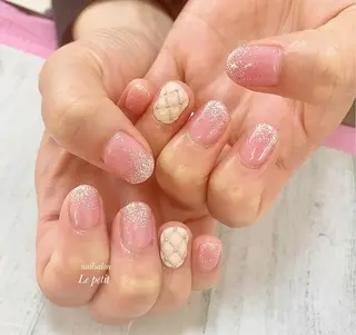 ネイル 石野 広佳のネイルデザイン