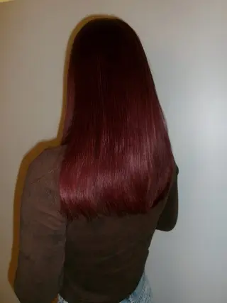 カラー 長谷川 結奈のヘアスタイル