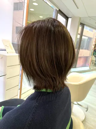 ショート カラー チーフデザイナー 西川凌史のヘアスタイル