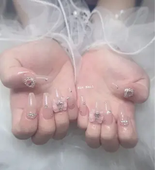 ネイル HIN NAILのネイルデザイン