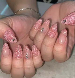 ネイル RaLa（ネイル&アイラッシュ）所属・🫧RaLa ⭐︎AYAKA🫧のネイルデザイン