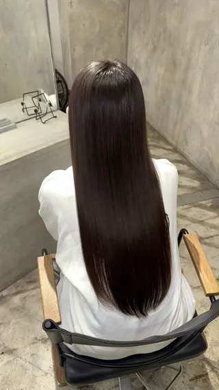 ロング カラー 山本 彩美香のヘアスタイル