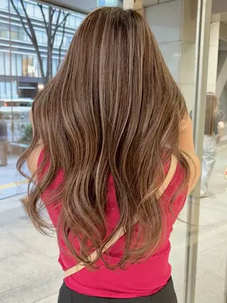ロング カラー ハイライト、レイヤー カット/西梅田/中西のヘアスタイル