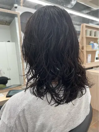 ミディアム パーマ レイヤーパーマ/ ショートパーマ/横浜のヘアスタイル