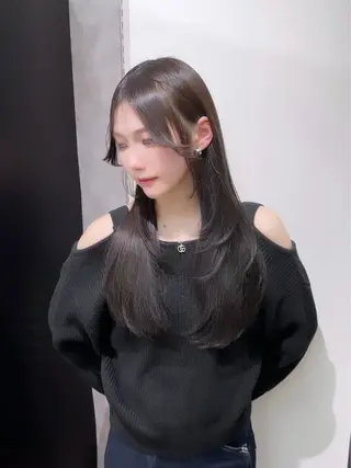 ロング カラー JEWIL SHIBUYAのヘアスタイル