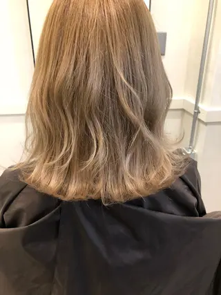 ミディアム GO TODAY SHAiRE SALON原宿Stella店所属・GO TODAY シェアサロンのヘアスタイル