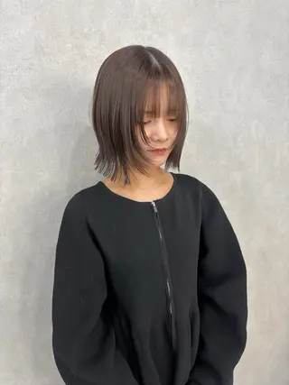 ミディアム カラー Megu/ベージュ/ 透明感カラーのヘアスタイル