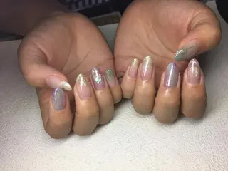 ネイル repos~ルポ~所属・里見 麗のネイルデザイン