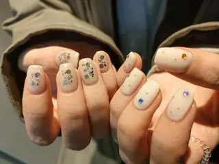 ネイル 〘パラジェル専門店〙 minoriのネイルデザイン