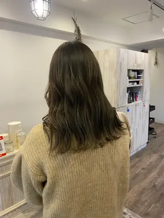 セミロング botan🦖*･ amiのヘアスタイル