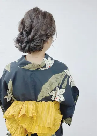 ヘアアレンジ GRANLUSSO 〜グランルッソ駅前店所属・木口 嘉美のヘアスタイル