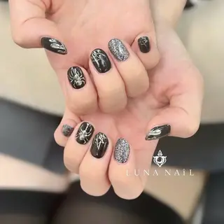 ネイル アトリエ　ミモザ所属・いまむら あかりのネイルデザイン