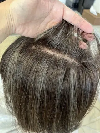 カラー Cuthie 泉川のヘアスタイル