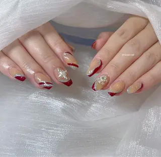 ネイル MQueen ネイルサロンマルのネイルデザイン