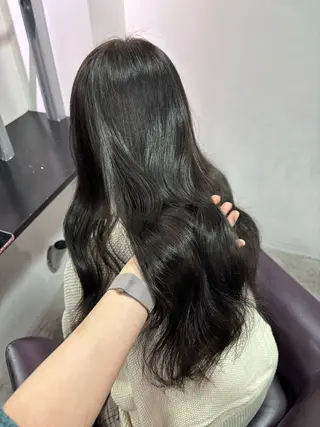 ロング カラー こまつ まりやのヘアスタイル