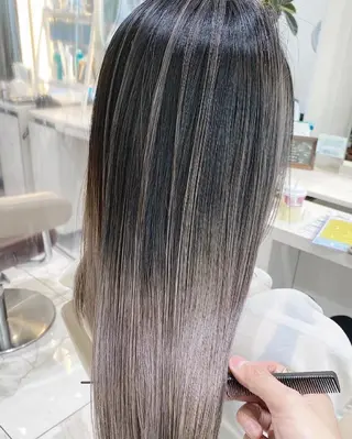 ロング カラー 高橋凜/髪質改善/ 縮毛矯正/カラーのヘアスタイル