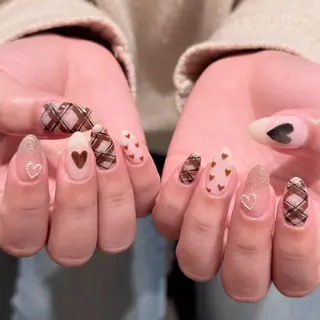 ネイル 🎀 Hiyubi._.nail 🫧所属・🎀フェイ フェイ🫧💗のネイルデザイン