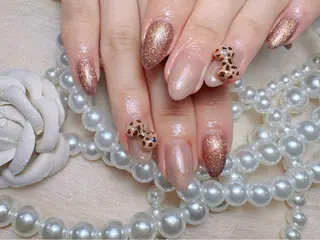 ネイル マジックミラー所属・マジック ミラーのネイルデザイン