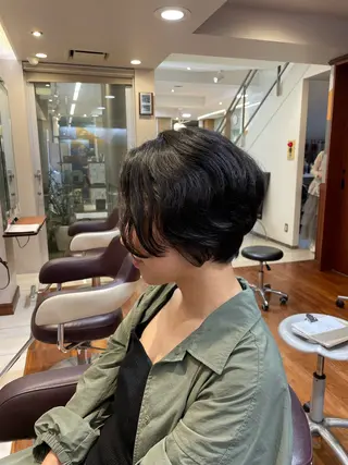 ショート オリジンサロン所属・かわい みわのヘアスタイル