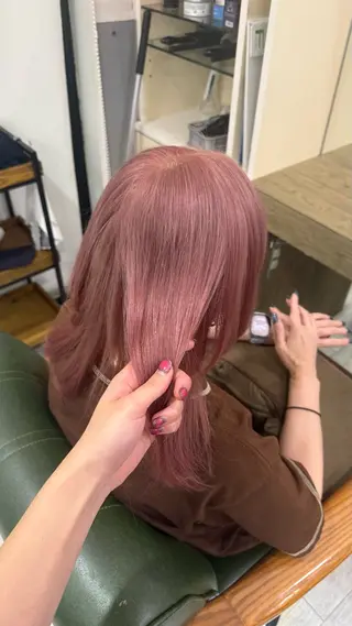 セミロング Hair&beauty the B 岡崎店所属・磯貝七海/カラー /ブリーチ/縮毛矯正のヘアスタイル