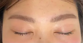 アイブロウ MiliMili by S 阿部 詩子のマツエク・マツパデザイン