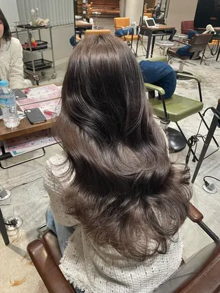 ロング 似合わせ/レイヤー /顔まわり/池田歩樹のヘアスタイル