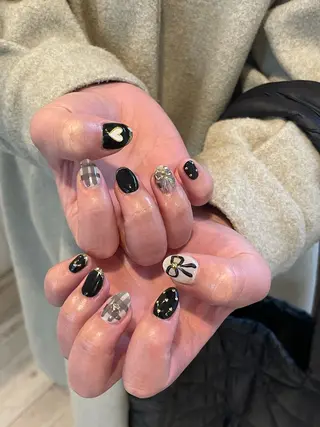 ネイル Lily Beauty天神西通り店所属・坂田 美生のネイルデザイン