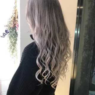 ロング hair make belle所属・國生 香織のヘアスタイル