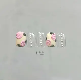 ネイル List. 山本那緒のネイルデザイン