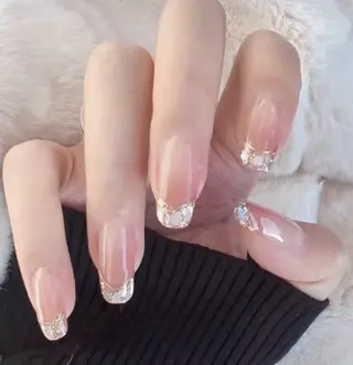 ネイル LEDアイラッシュ ∩_∩アオイのマツエク・マツパデザイン