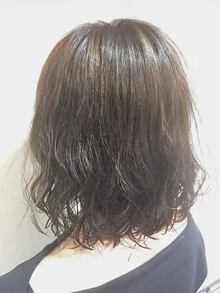 ミディアム カラー パーマ 可愛いを作る神 ナオヒロのヘアスタイル