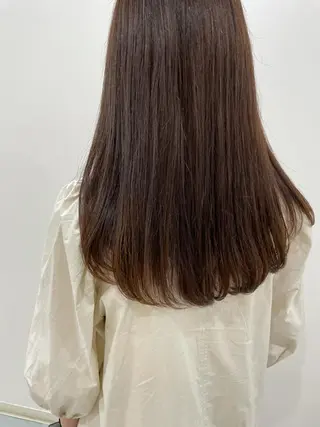 ロング カラー akane .のヘアスタイル