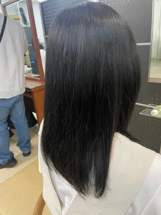 カラー 落合 ちりのヘアスタイル