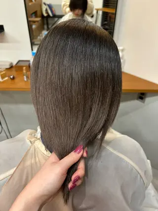 ミディアム カラー 透明感カラー🪽 mioのヘアスタイル