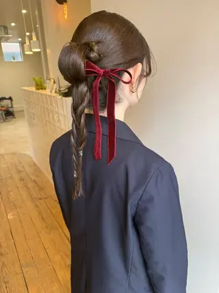 セミロング ヘアアレンジ 💛🤍U too e’s 鎌倉🧸のヘアスタイル