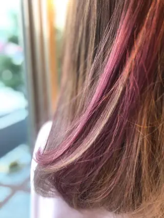 ミディアム カラー BEACH　HAIR&NAIL所属・両国駅徒歩1分⭐️ アイロン仕上げのヘアスタイル