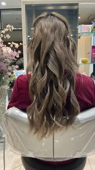 ロング ハイトーン募集中 💜✝️荒川優輝のヘアスタイル