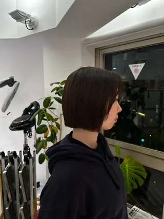 ショート レイヤーカット/瀬川 琴音のヘアスタイル