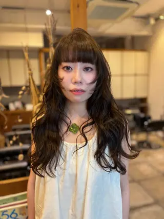 ロング カラー ENIF ヤマグチアツコのヘアスタイル