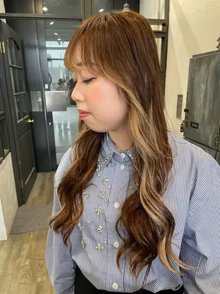 ロング 大内 志穂のヘアスタイル